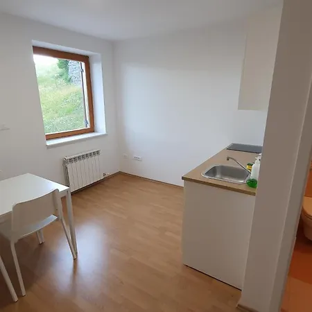 Pensión Prenocisca Center Mir In Dobro Solkan