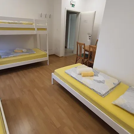 Prenocisca Center Mir In Dobro *