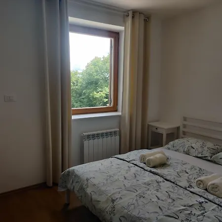 Prenocisca Center Mir In Dobro Solkan