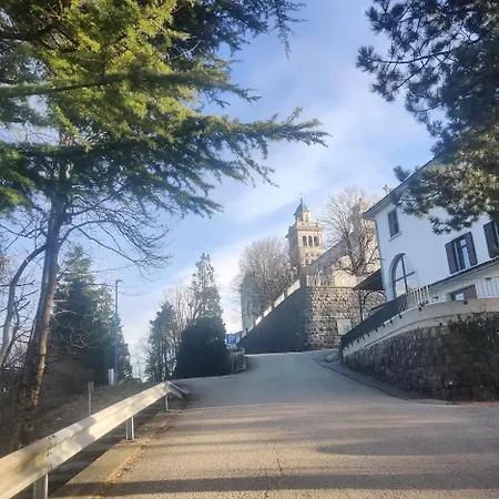 Prenocisca Center Mir In Dobro * Solkan