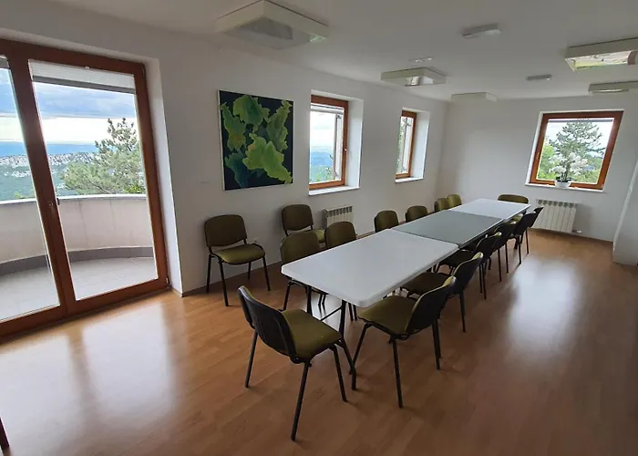 Prenocisca Center Mir In Dobro Affittacamere *