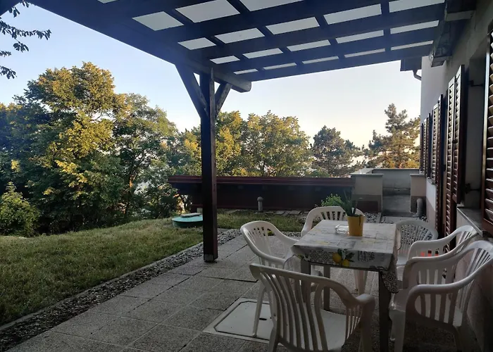 Prenocisca Center Mir In Dobro Affittacamere *