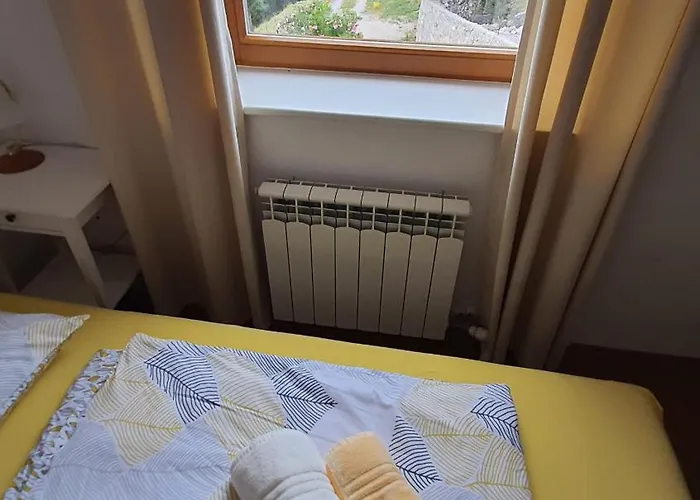 Prenocisca Center Mir In Dobro Affittacamere *