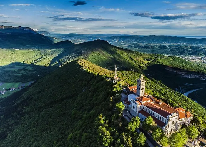 Affittacamere Prenocisca Center Mir In Dobro *