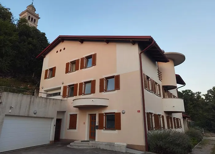 Prenocisca Center Mir In Dobro Solkan